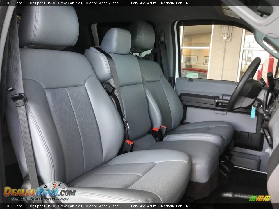 2015 Ford F250 Super Duty XL Crew Cab 4x4 Oxford White / Steel Photo #28