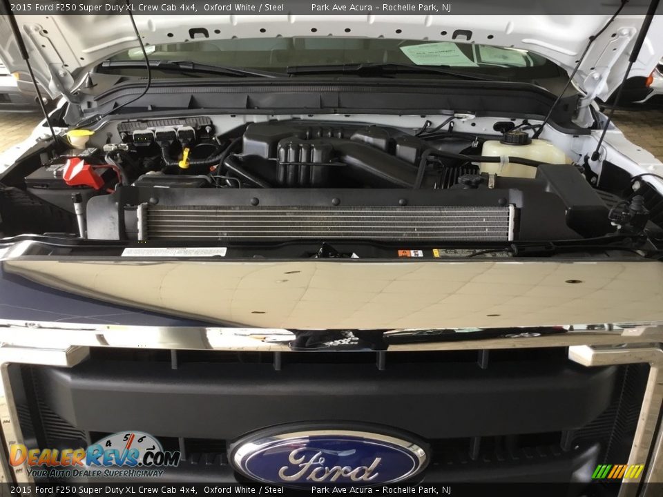 2015 Ford F250 Super Duty XL Crew Cab 4x4 Oxford White / Steel Photo #31