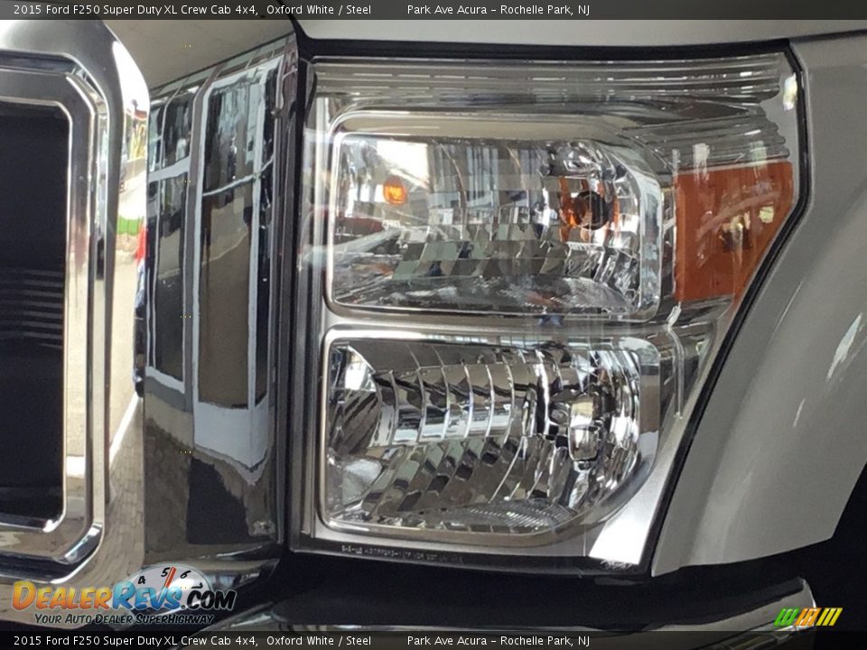 2015 Ford F250 Super Duty XL Crew Cab 4x4 Oxford White / Steel Photo #33