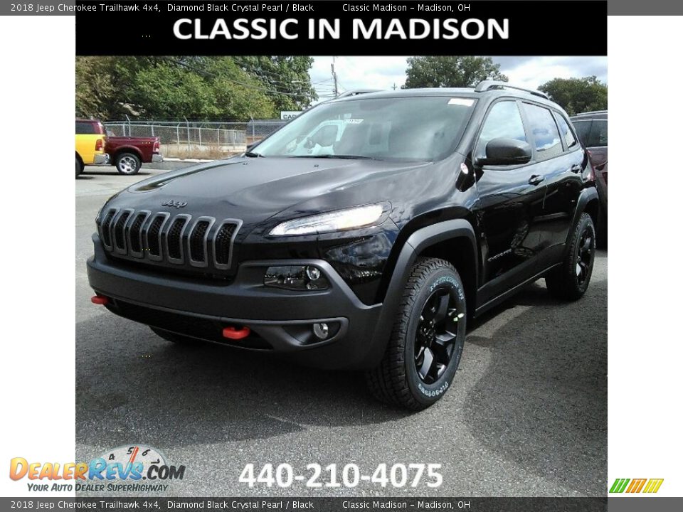 2018 Jeep Cherokee Trailhawk 4x4 Diamond Black Crystal Pearl / Black Photo #1