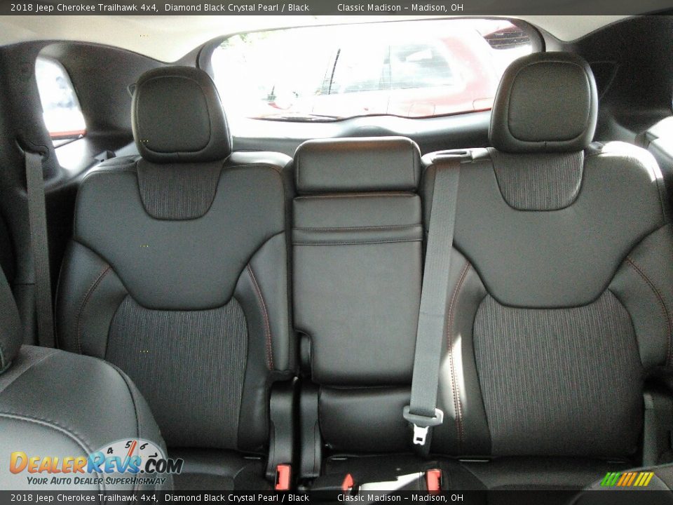 2018 Jeep Cherokee Trailhawk 4x4 Diamond Black Crystal Pearl / Black Photo #14