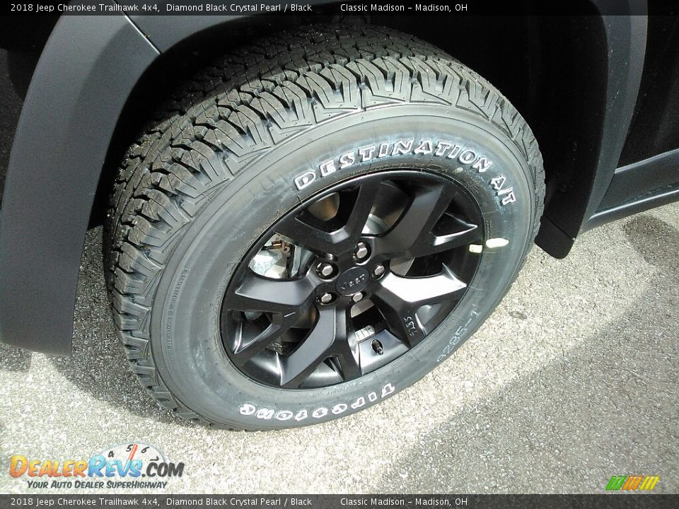 2018 Jeep Cherokee Trailhawk 4x4 Diamond Black Crystal Pearl / Black Photo #15