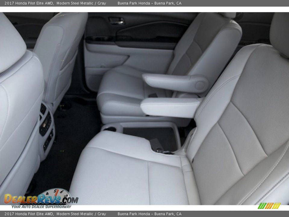 2017 Honda Pilot Elite AWD Modern Steel Metallic / Gray Photo #11