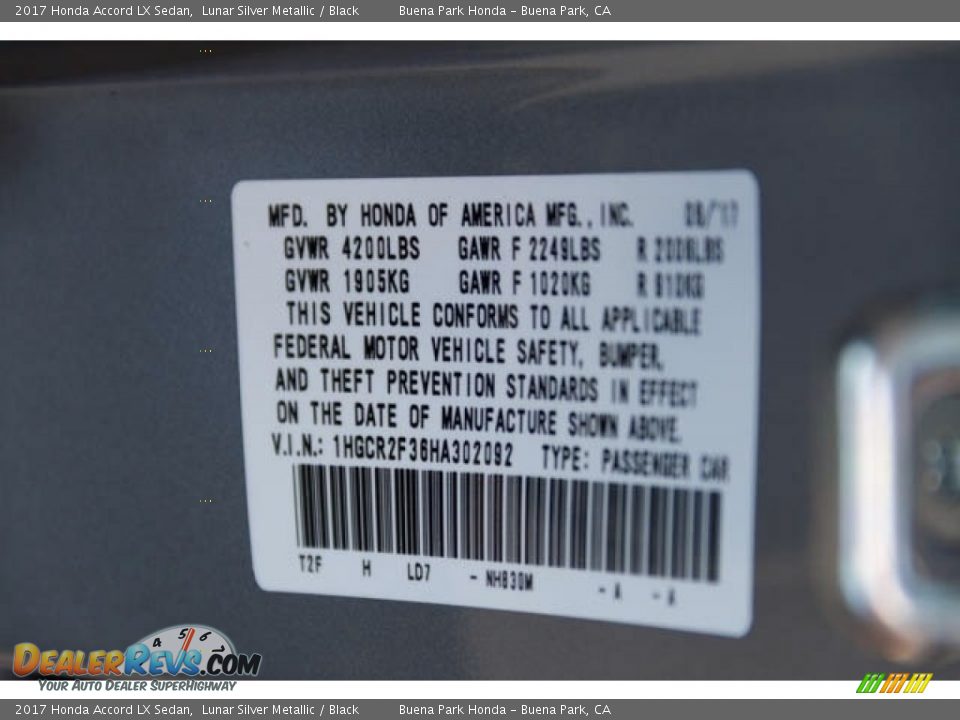 2017 Honda Accord LX Sedan Lunar Silver Metallic / Black Photo #16