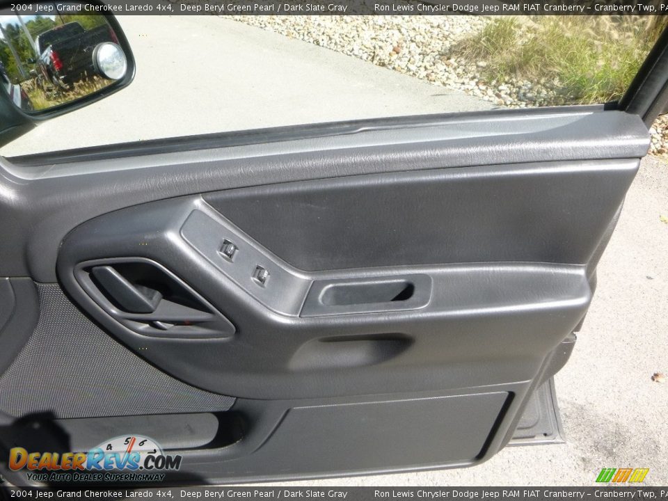 2004 Jeep Grand Cherokee Laredo 4x4 Deep Beryl Green Pearl / Dark Slate Gray Photo #13