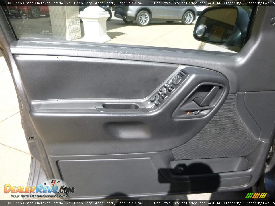2004 Jeep Grand Cherokee Laredo 4x4 Deep Beryl Green Pearl / Dark Slate Gray Photo #15