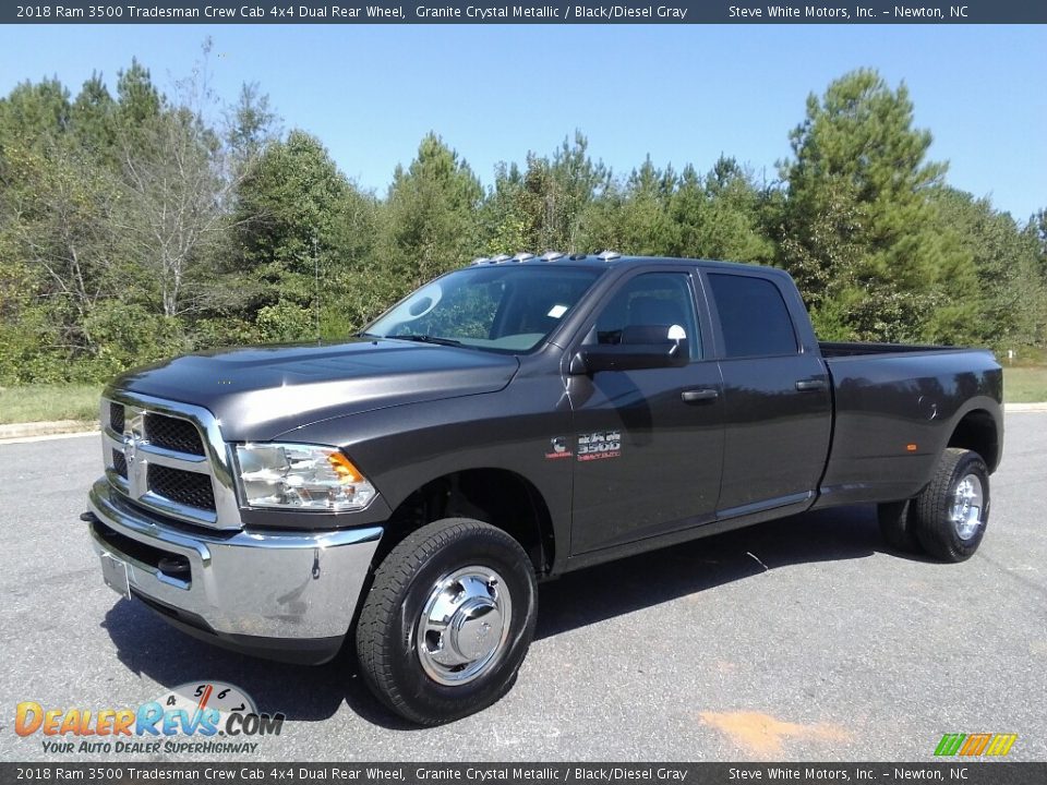 2018 Ram 3500 Tradesman Crew Cab 4x4 Dual Rear Wheel Granite Crystal Metallic / Black/Diesel Gray Photo #2