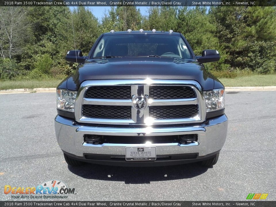 2018 Ram 3500 Tradesman Crew Cab 4x4 Dual Rear Wheel Granite Crystal Metallic / Black/Diesel Gray Photo #3