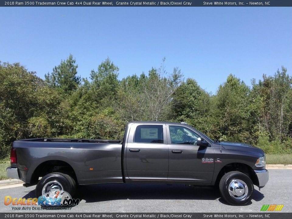 2018 Ram 3500 Tradesman Crew Cab 4x4 Dual Rear Wheel Granite Crystal Metallic / Black/Diesel Gray Photo #5