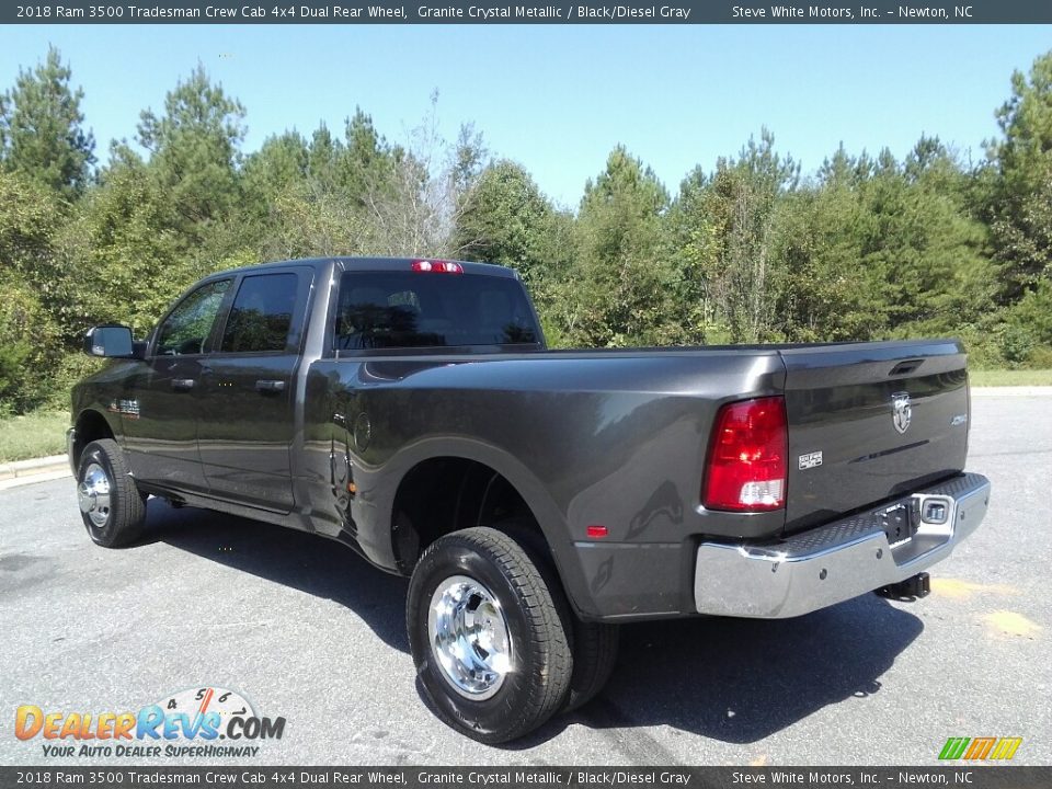 2018 Ram 3500 Tradesman Crew Cab 4x4 Dual Rear Wheel Granite Crystal Metallic / Black/Diesel Gray Photo #8