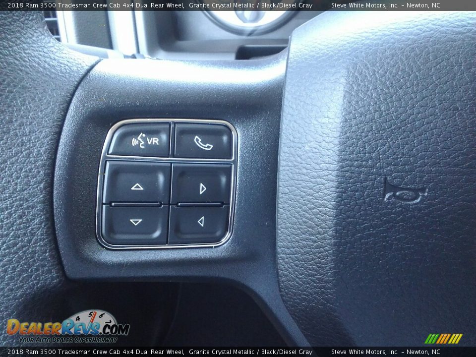 2018 Ram 3500 Tradesman Crew Cab 4x4 Dual Rear Wheel Granite Crystal Metallic / Black/Diesel Gray Photo #16