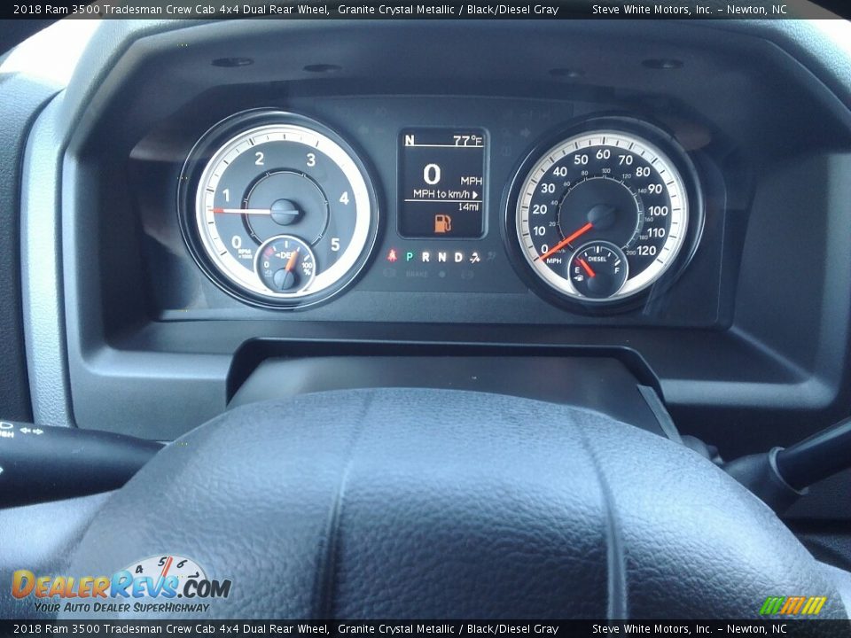 2018 Ram 3500 Tradesman Crew Cab 4x4 Dual Rear Wheel Granite Crystal Metallic / Black/Diesel Gray Photo #18