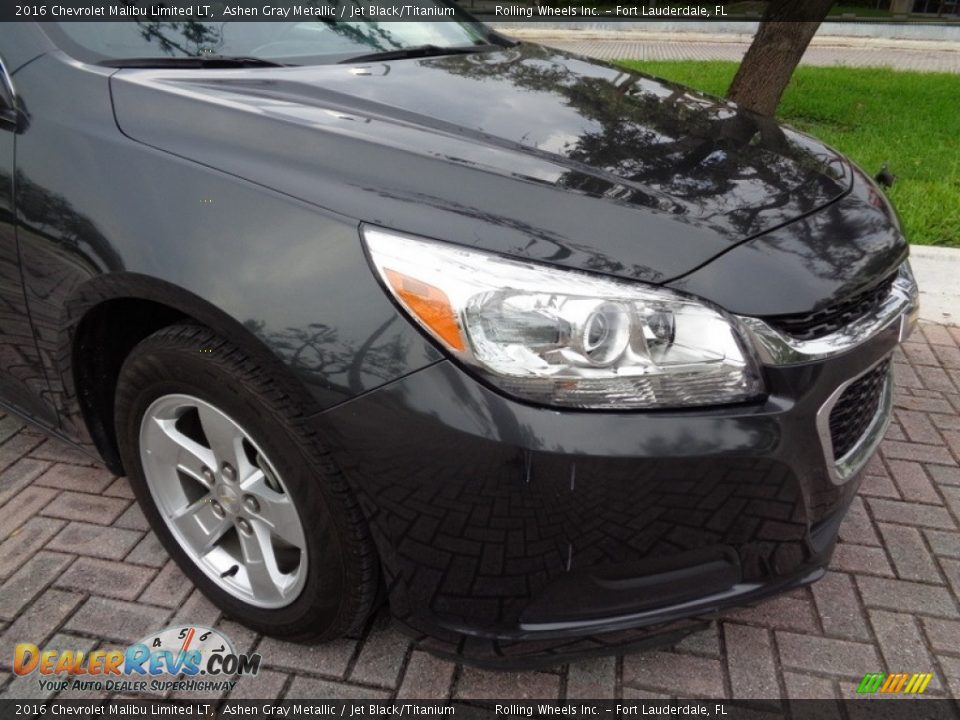 2016 Chevrolet Malibu Limited LT Ashen Gray Metallic / Jet Black/Titanium Photo #17