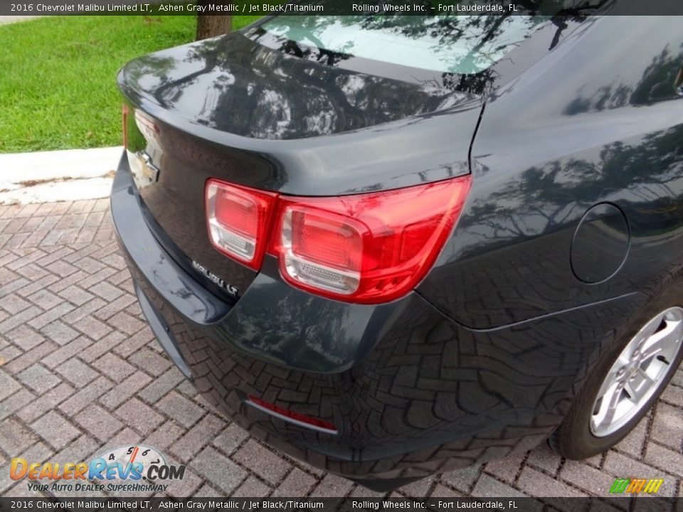 2016 Chevrolet Malibu Limited LT Ashen Gray Metallic / Jet Black/Titanium Photo #19