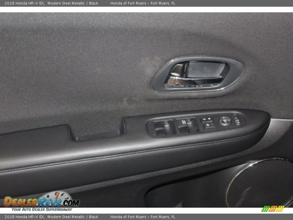 2018 Honda HR-V EX Modern Steel Metallic / Black Photo #9