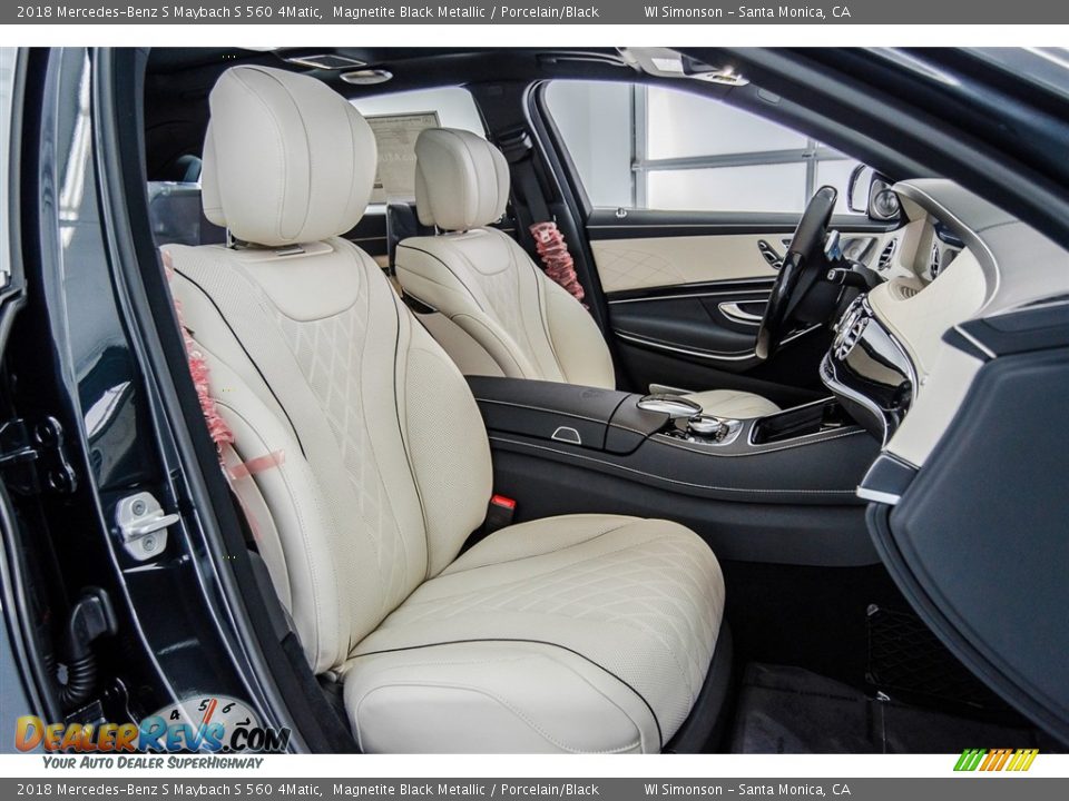 Porcelain/Black Interior - 2018 Mercedes-Benz S Maybach S 560 4Matic Photo #6