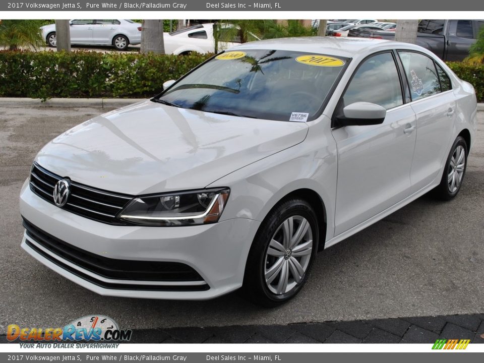 2017 Volkswagen Jetta S Pure White / Black/Palladium Gray Photo #4
