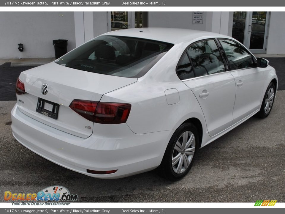 2017 Volkswagen Jetta S Pure White / Black/Palladium Gray Photo #9