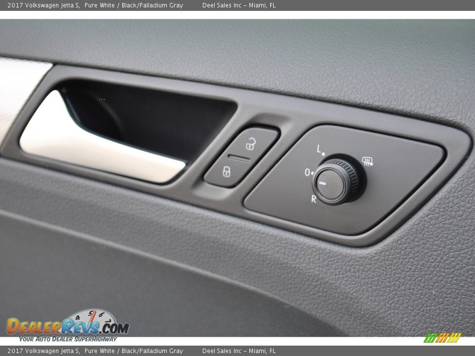 2017 Volkswagen Jetta S Pure White / Black/Palladium Gray Photo #17