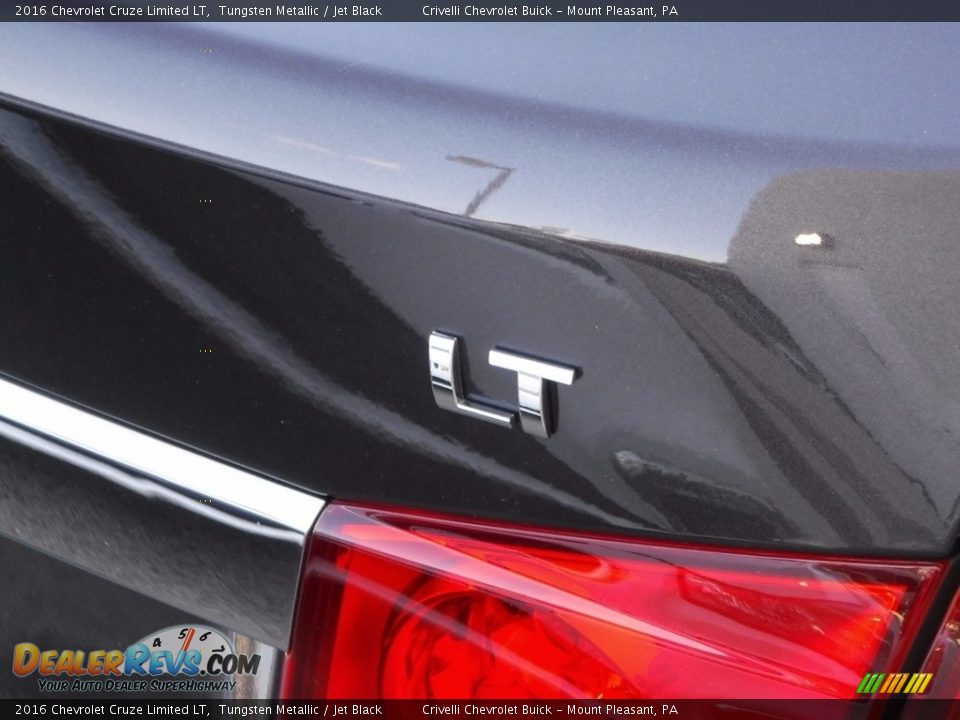2016 Chevrolet Cruze Limited LT Tungsten Metallic / Jet Black Photo #8