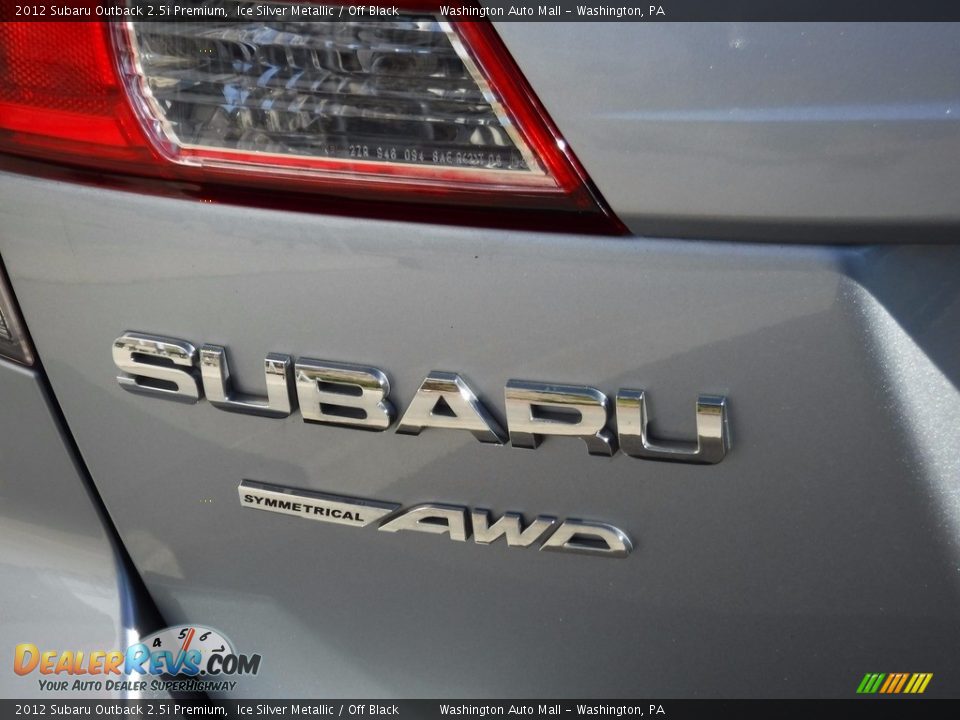 2012 Subaru Outback 2.5i Premium Ice Silver Metallic / Off Black Photo #10