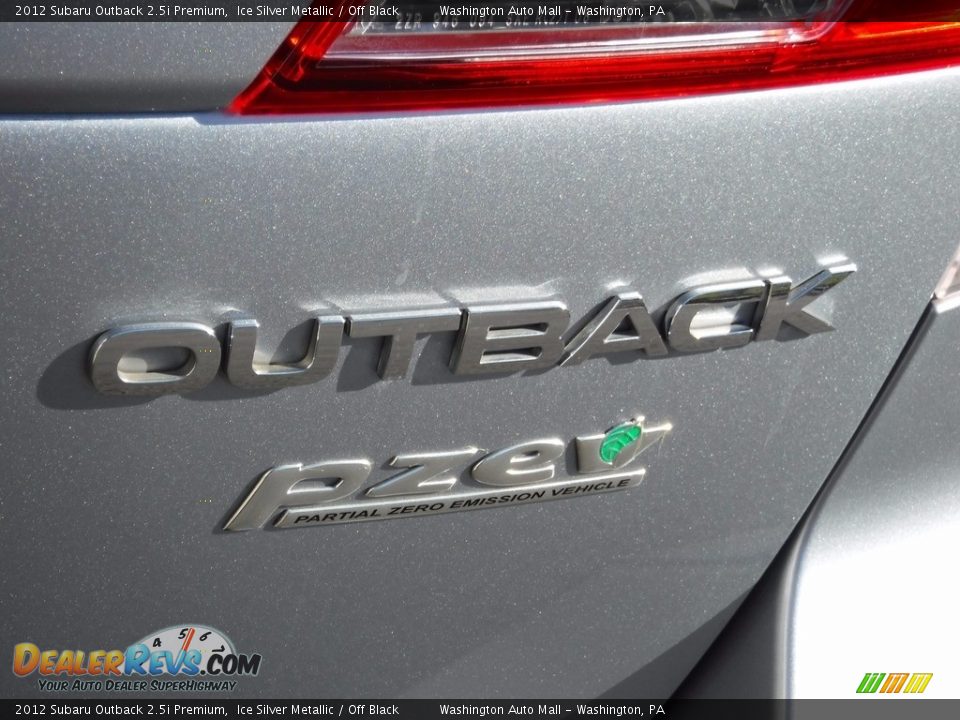 2012 Subaru Outback 2.5i Premium Ice Silver Metallic / Off Black Photo #11