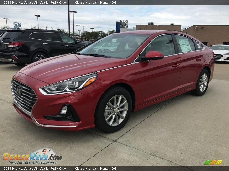 2018 Hyundai Sonata SE Scarlet Red / Gray Photo #1
