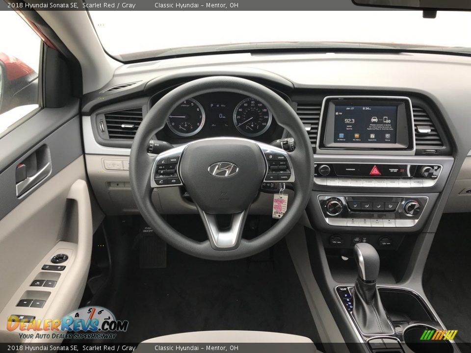 2018 Hyundai Sonata SE Scarlet Red / Gray Photo #3