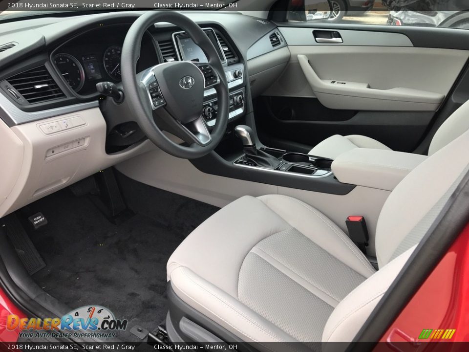 2018 Hyundai Sonata SE Scarlet Red / Gray Photo #4