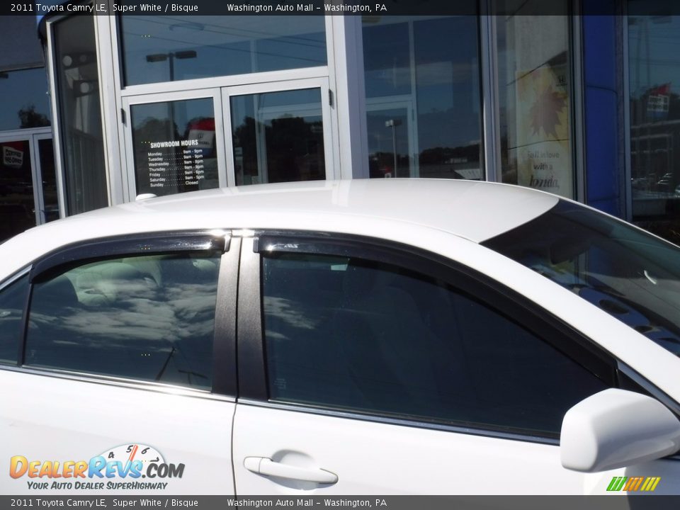 2011 Toyota Camry LE Super White / Bisque Photo #4