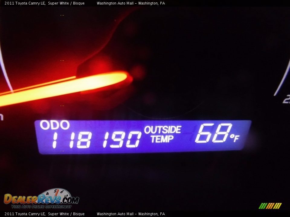 2011 Toyota Camry LE Super White / Bisque Photo #20