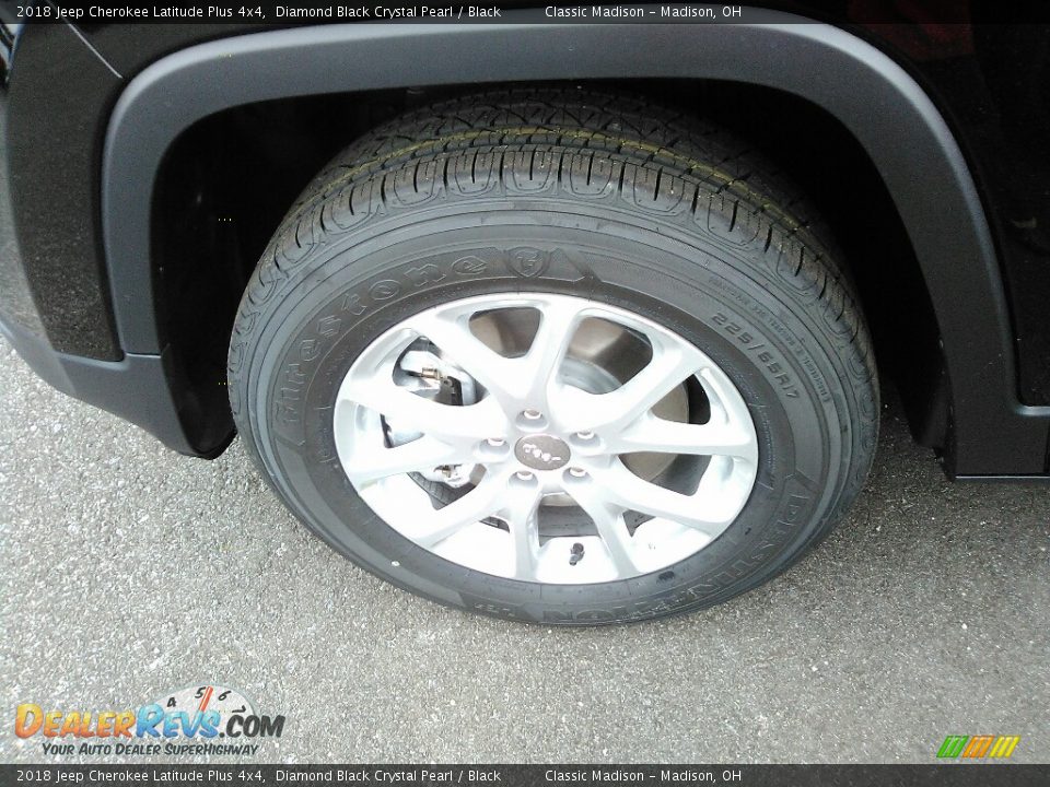 2018 Jeep Cherokee Latitude Plus 4x4 Diamond Black Crystal Pearl / Black Photo #13