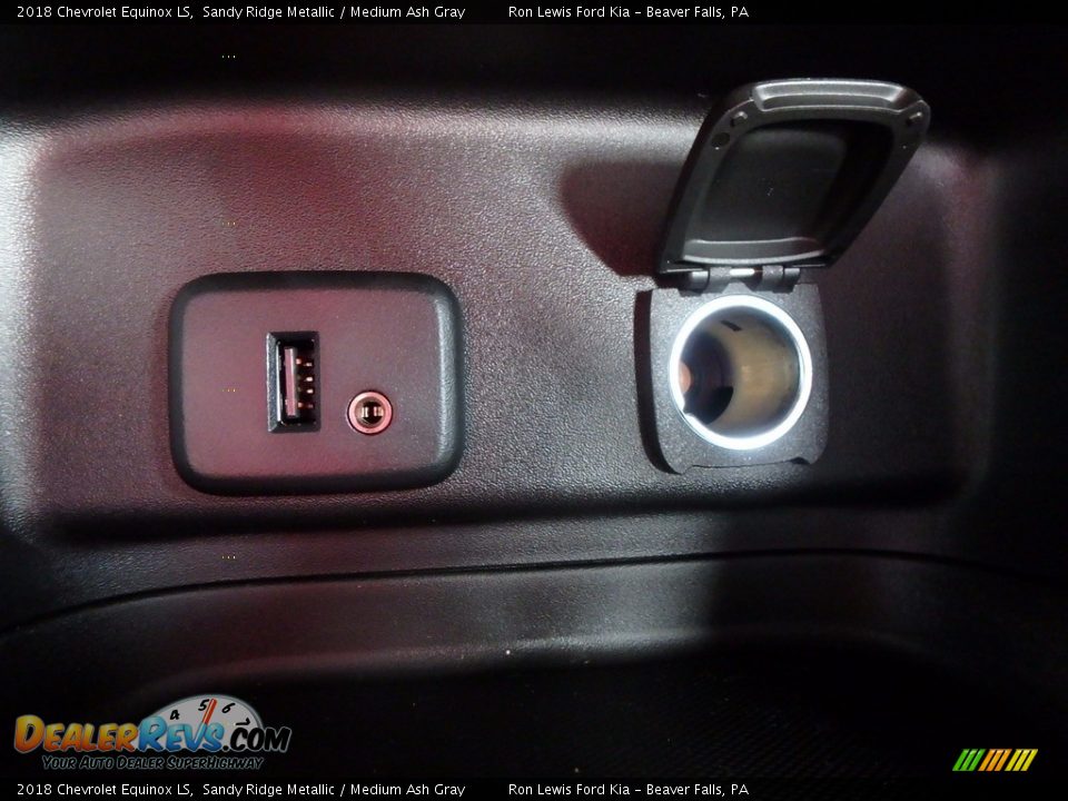 2018 Chevrolet Equinox LS Sandy Ridge Metallic / Medium Ash Gray Photo #19