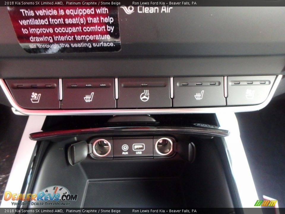 Controls of 2018 Kia Sorento SX Limited AWD Photo #20