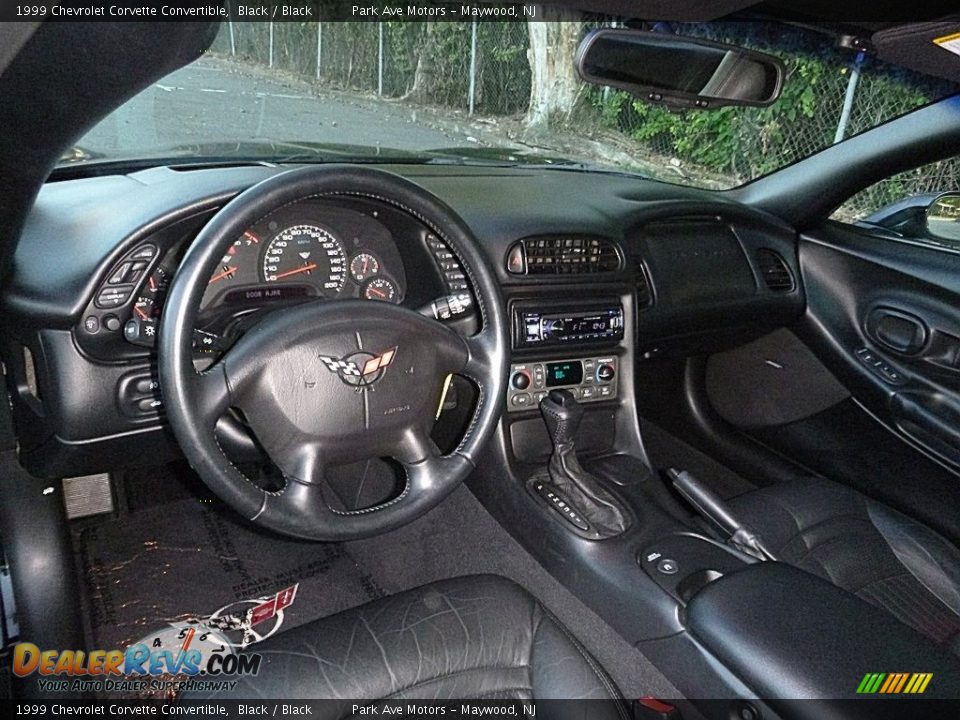 1999 Chevrolet Corvette Convertible Black / Black Photo #17