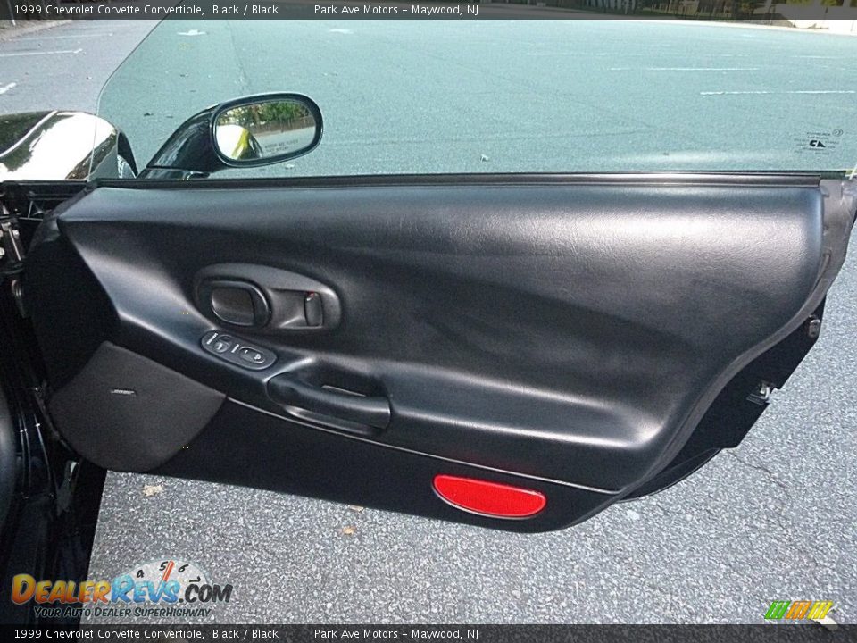 1999 Chevrolet Corvette Convertible Black / Black Photo #20
