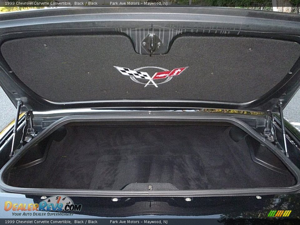 1999 Chevrolet Corvette Convertible Black / Black Photo #28