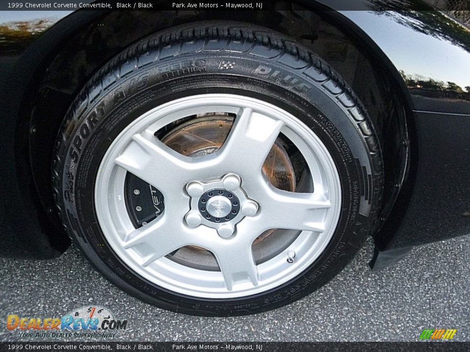 1999 Chevrolet Corvette Convertible Black / Black Photo #33