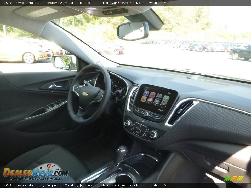 2018 Chevrolet Malibu LT Pepperdust Metallic / Jet Black Photo #11