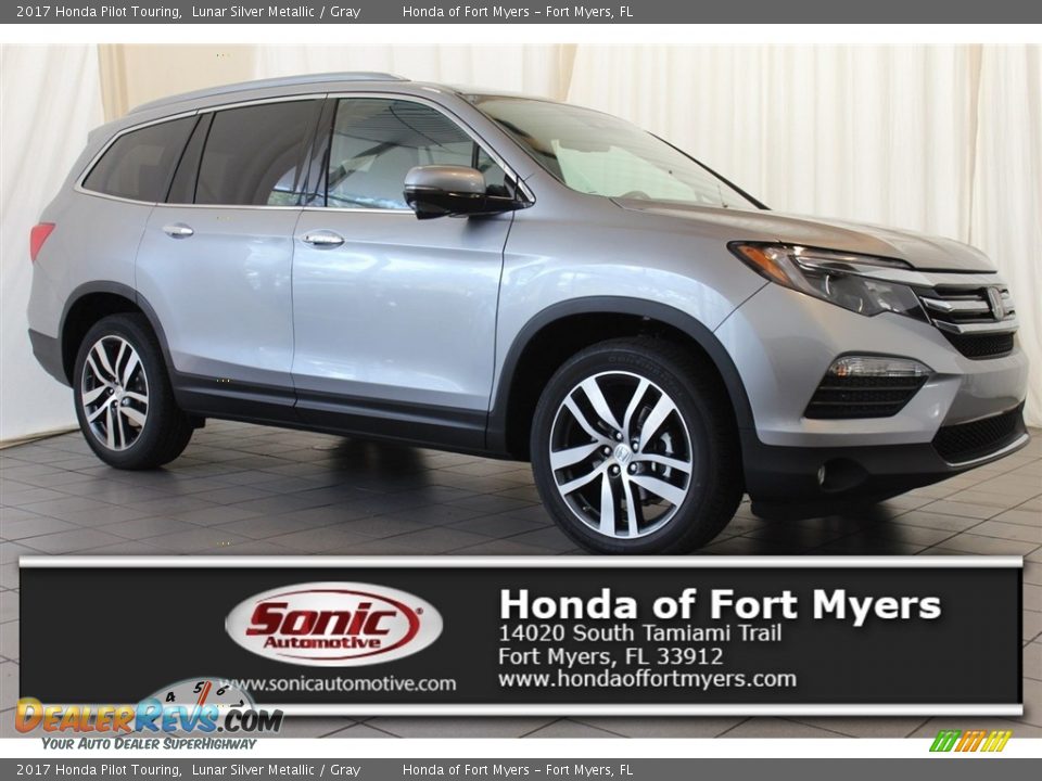 2017 Honda Pilot Touring Lunar Silver Metallic / Gray Photo #1