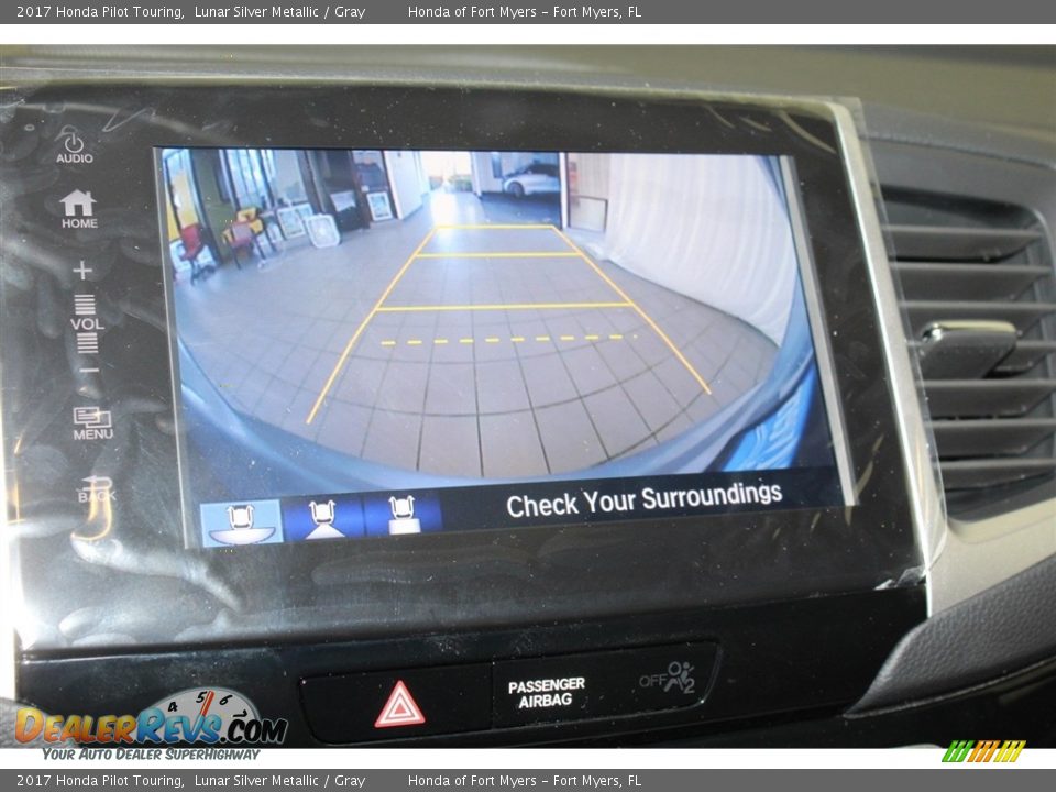 2017 Honda Pilot Touring Lunar Silver Metallic / Gray Photo #21