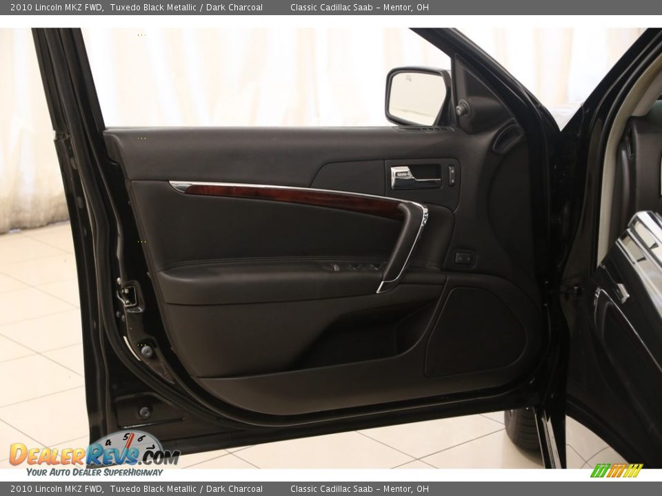 2010 Lincoln MKZ FWD Tuxedo Black Metallic / Dark Charcoal Photo #4