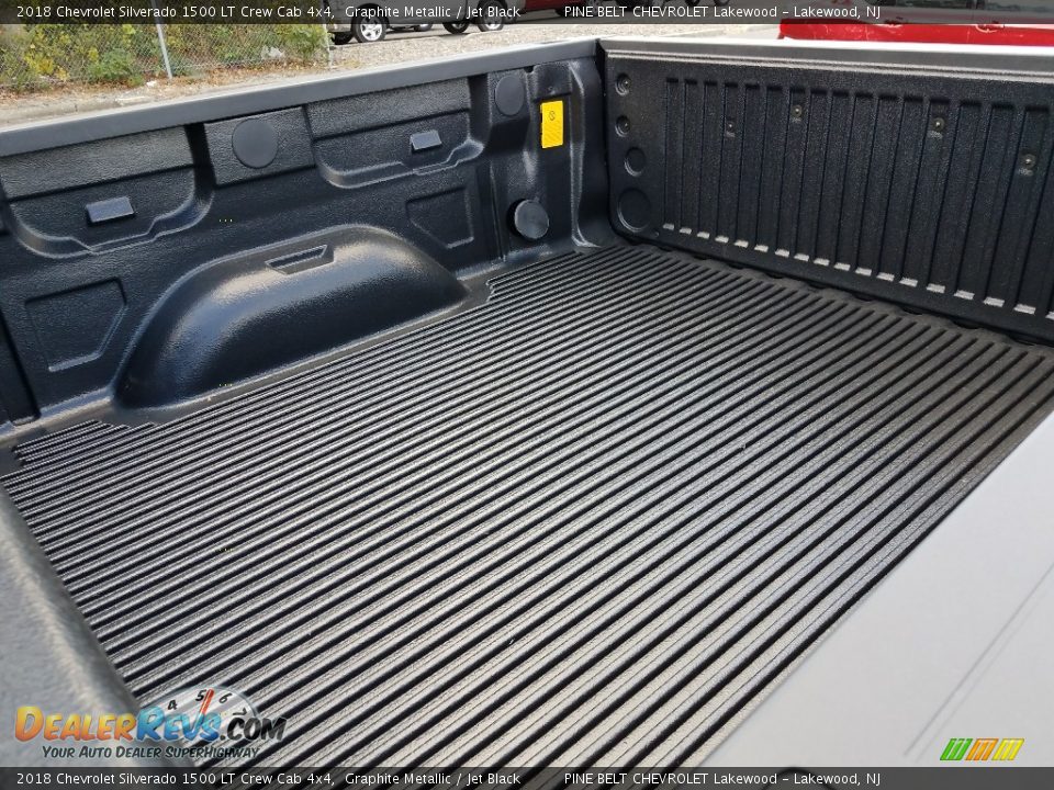 2018 Chevrolet Silverado 1500 LT Crew Cab 4x4 Graphite Metallic / Jet Black Photo #6