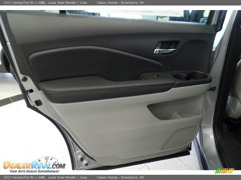 2017 Honda Pilot EX-L AWD Lunar Silver Metallic / Gray Photo #7