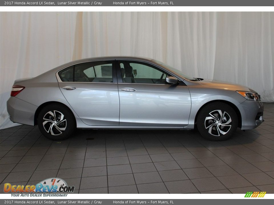 2017 Honda Accord LX Sedan Lunar Silver Metallic / Gray Photo #3