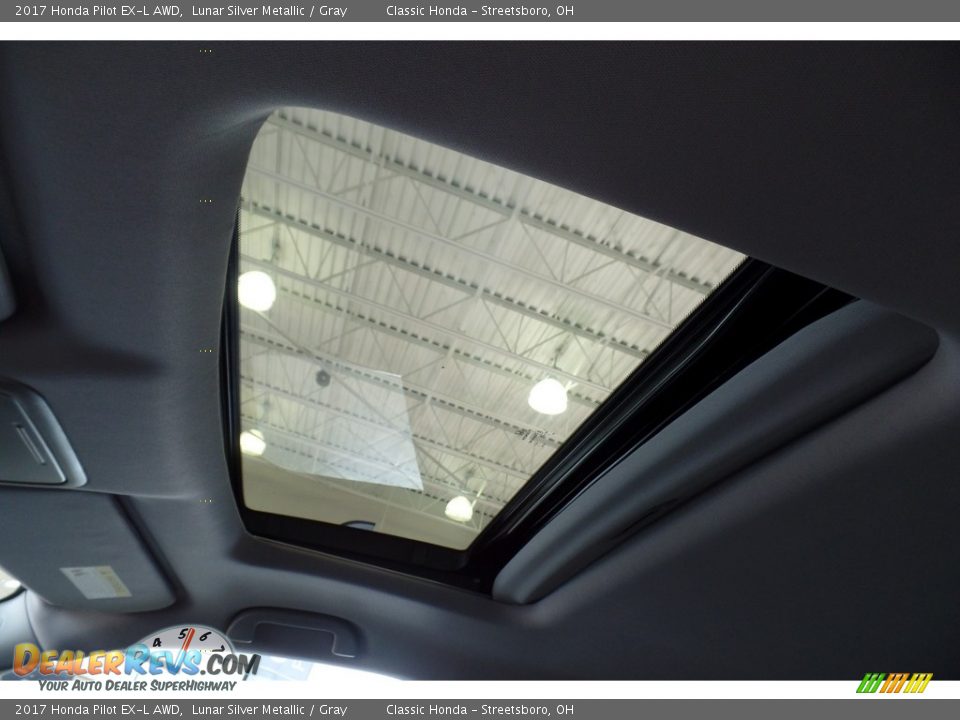 2017 Honda Pilot EX-L AWD Lunar Silver Metallic / Gray Photo #16