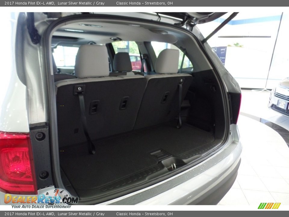 2017 Honda Pilot EX-L AWD Lunar Silver Metallic / Gray Photo #17