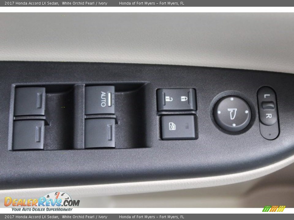 2017 Honda Accord LX Sedan White Orchid Pearl / Ivory Photo #8