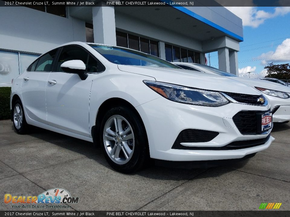 2017 Chevrolet Cruze LT Summit White / Jet Black Photo #1