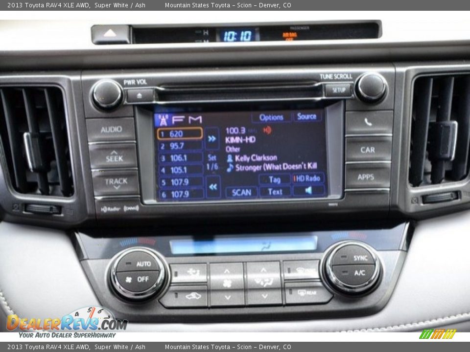 2013 Toyota RAV4 XLE AWD Super White / Ash Photo #16